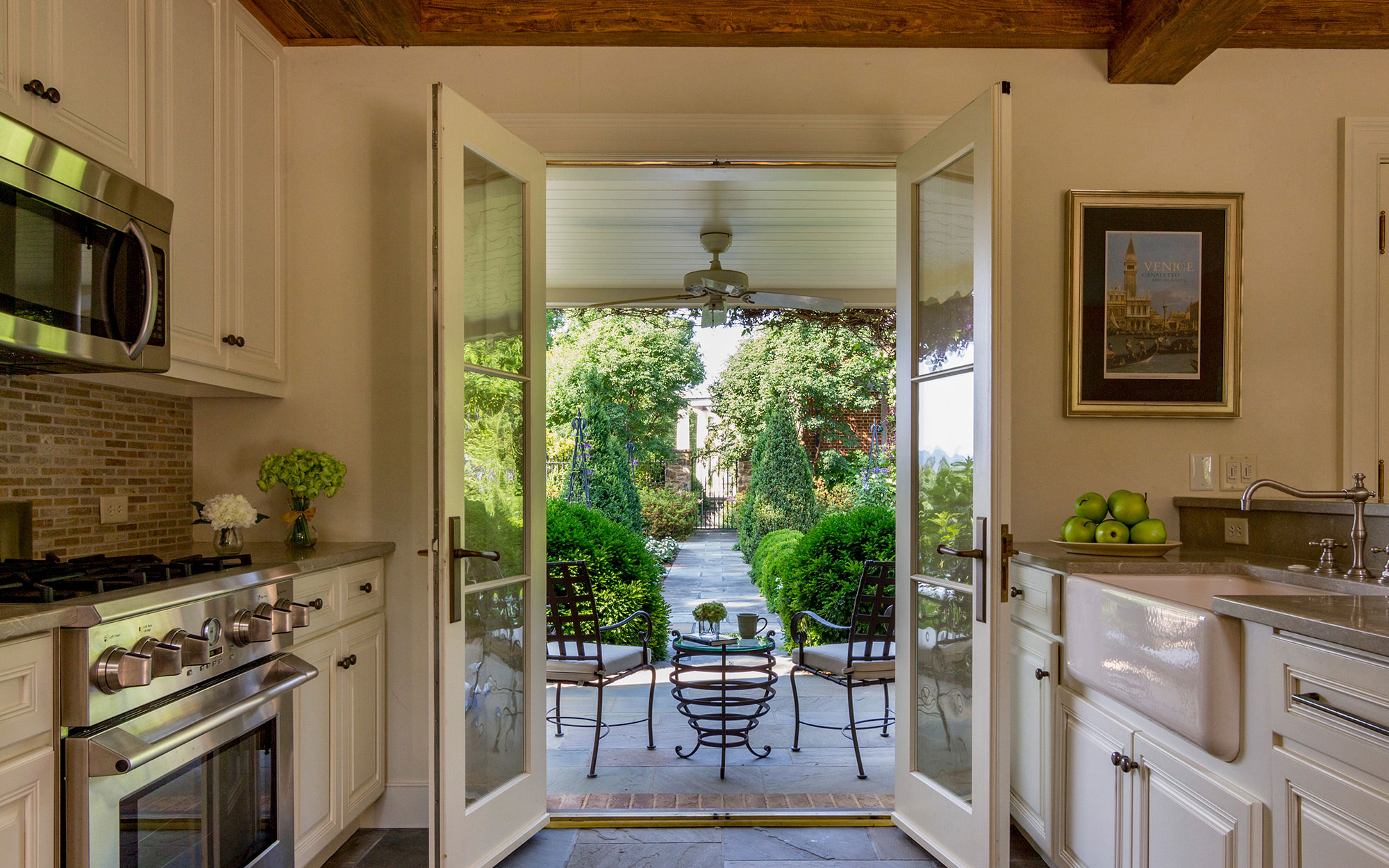 Pool Houses and Pavilions